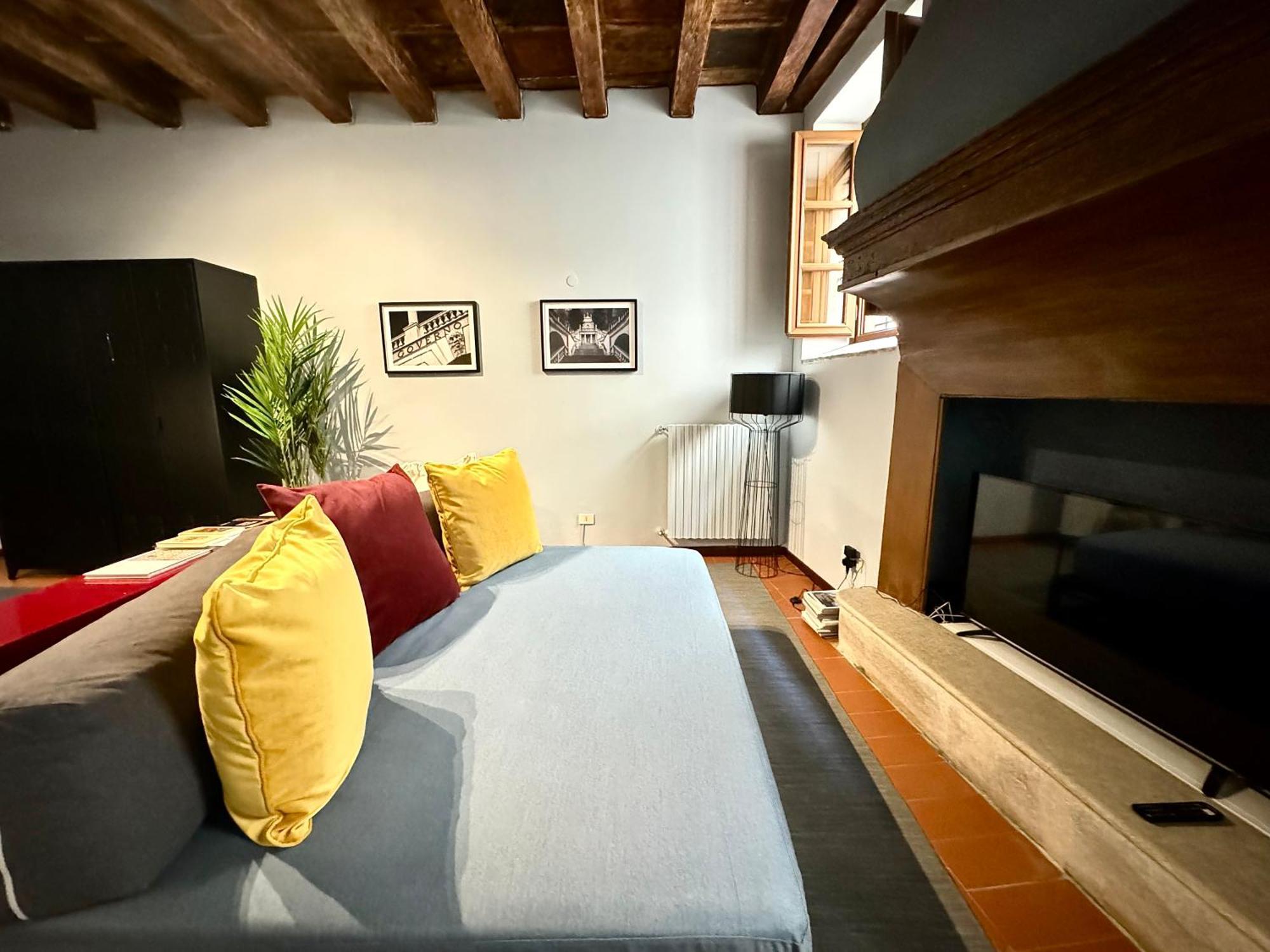 Dimora Legnazzi_A Gem In The Heart Of Brescia Apartment Exterior photo